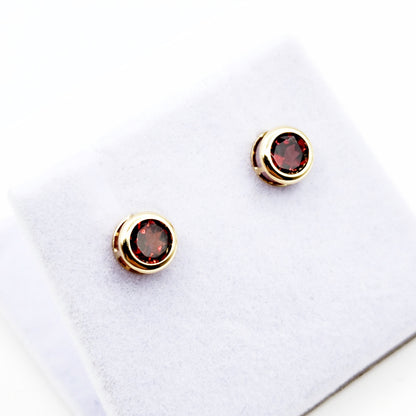 14K Gold Garnet Bezel Stud Earrings, 14K Yellow Gold Genuine Garnet 5x5mm Earrings, January Birthstone, Round Bezel Set Stud