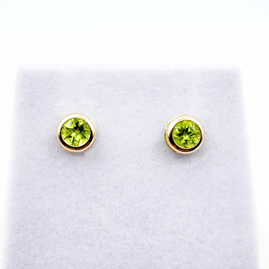 14K Gold Peridot Bezel Stud Earrings, 14K Yellow Gold Genuine Peridot 5x5mm Earrings, August Birthstone, Round Bezel Set Stud