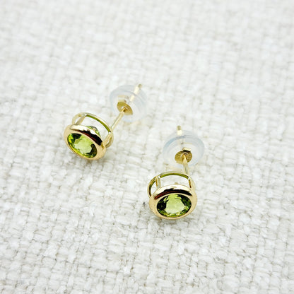 14K Gold Peridot Bezel Stud Earrings, 14K Yellow Gold Genuine Peridot 5x5mm Earrings, August Birthstone, Round Bezel Set Stud