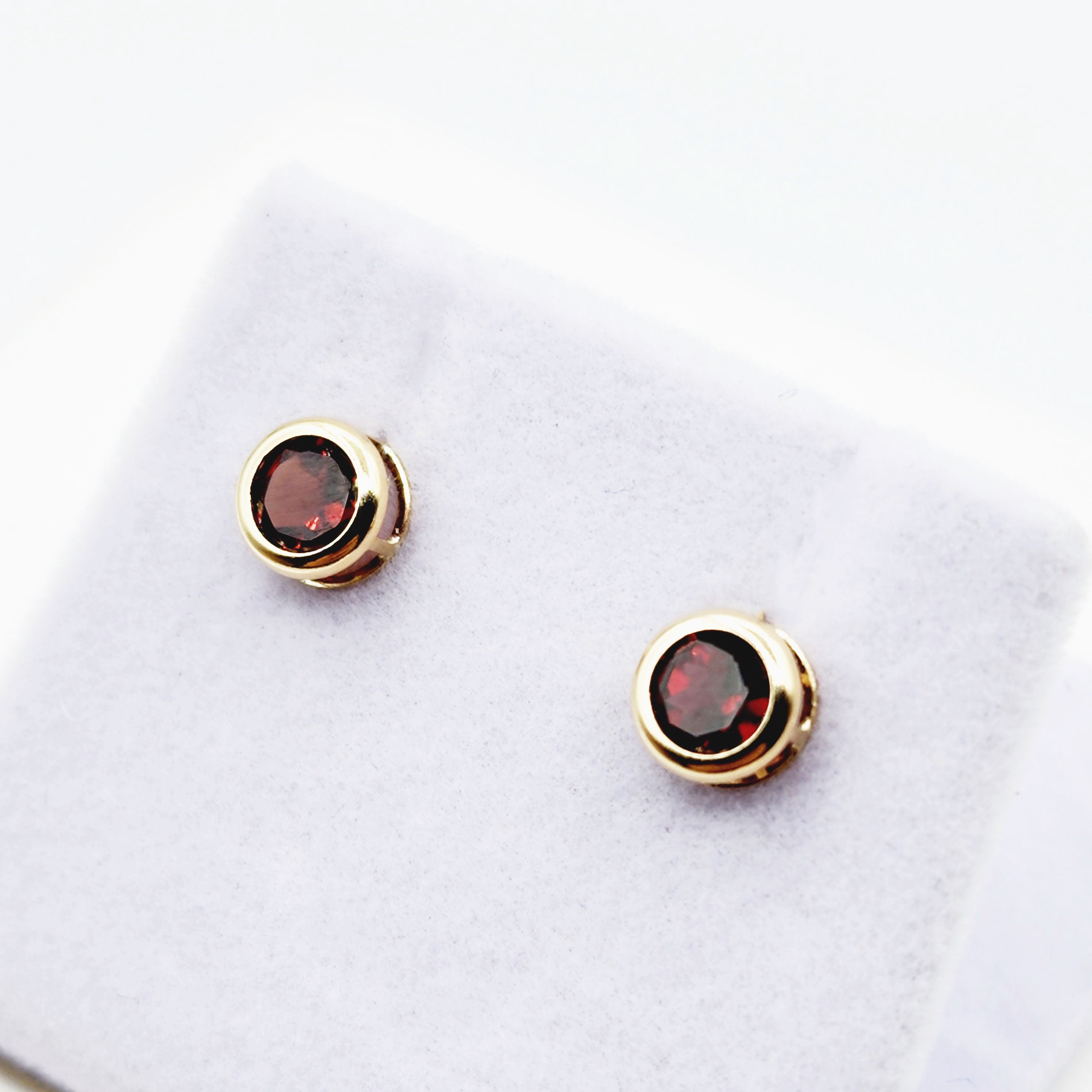 14K Gold Garnet Bezel Stud Earrings, 14K Yellow Gold Genuine Garnet 5x5mm Earrings, January Birthstone, Round Bezel Set Stud