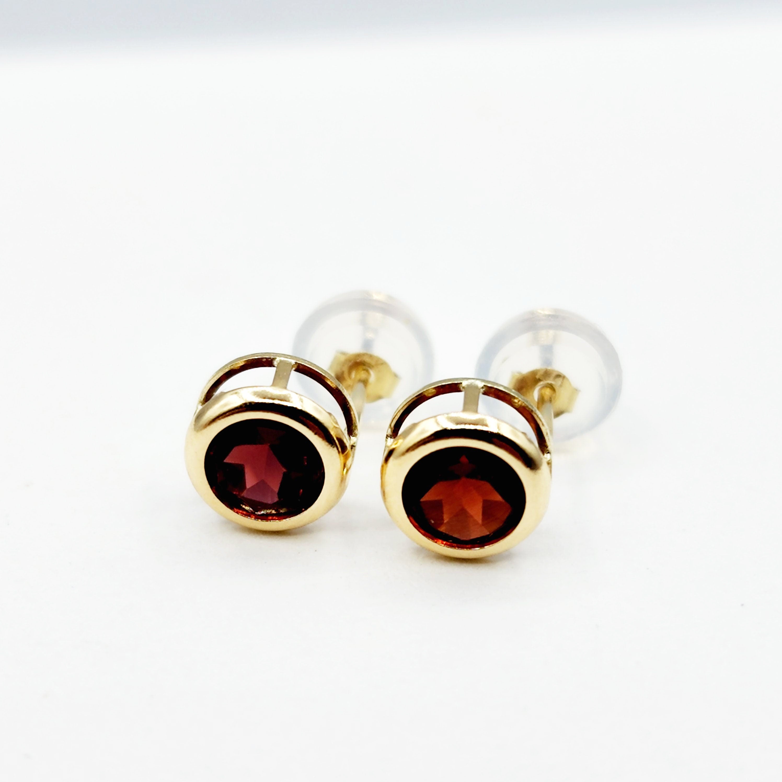 14K Gold Garnet Bezel Stud Earrings, 14K Yellow Gold Genuine Garnet 5x5mm Earrings, January Birthstone, Round Bezel Set Stud