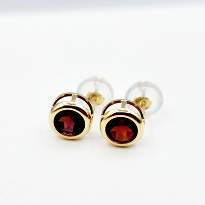 14K Gold Garnet Bezel Stud Earrings, 14K Yellow Gold Genuine Garnet 5x5mm Earrings, January Birthstone, Round Bezel Set Stud