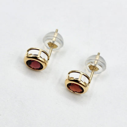 14K Gold Garnet Bezel Stud Earrings, 14K Yellow Gold Genuine Garnet 5x5mm Earrings, January Birthstone, Round Bezel Set Stud