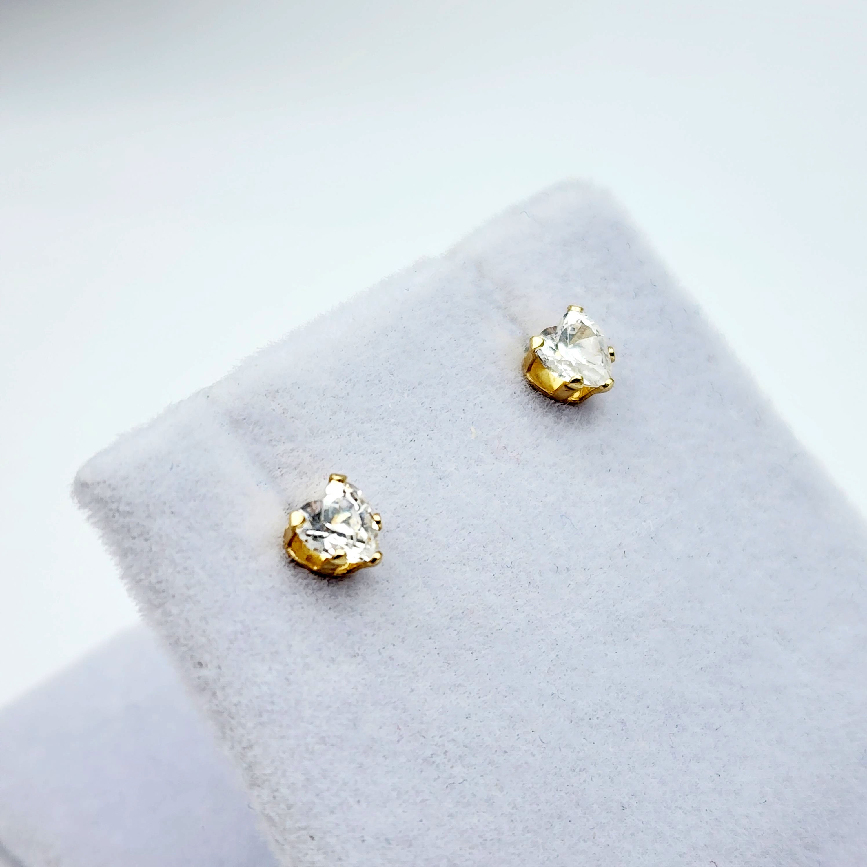 Gold CZ Earrings, 14K Yellow Gold Heart Shaped Cubic Zirconia 4x4mm Stud Earrings, Gift For Her, Gold Earrings