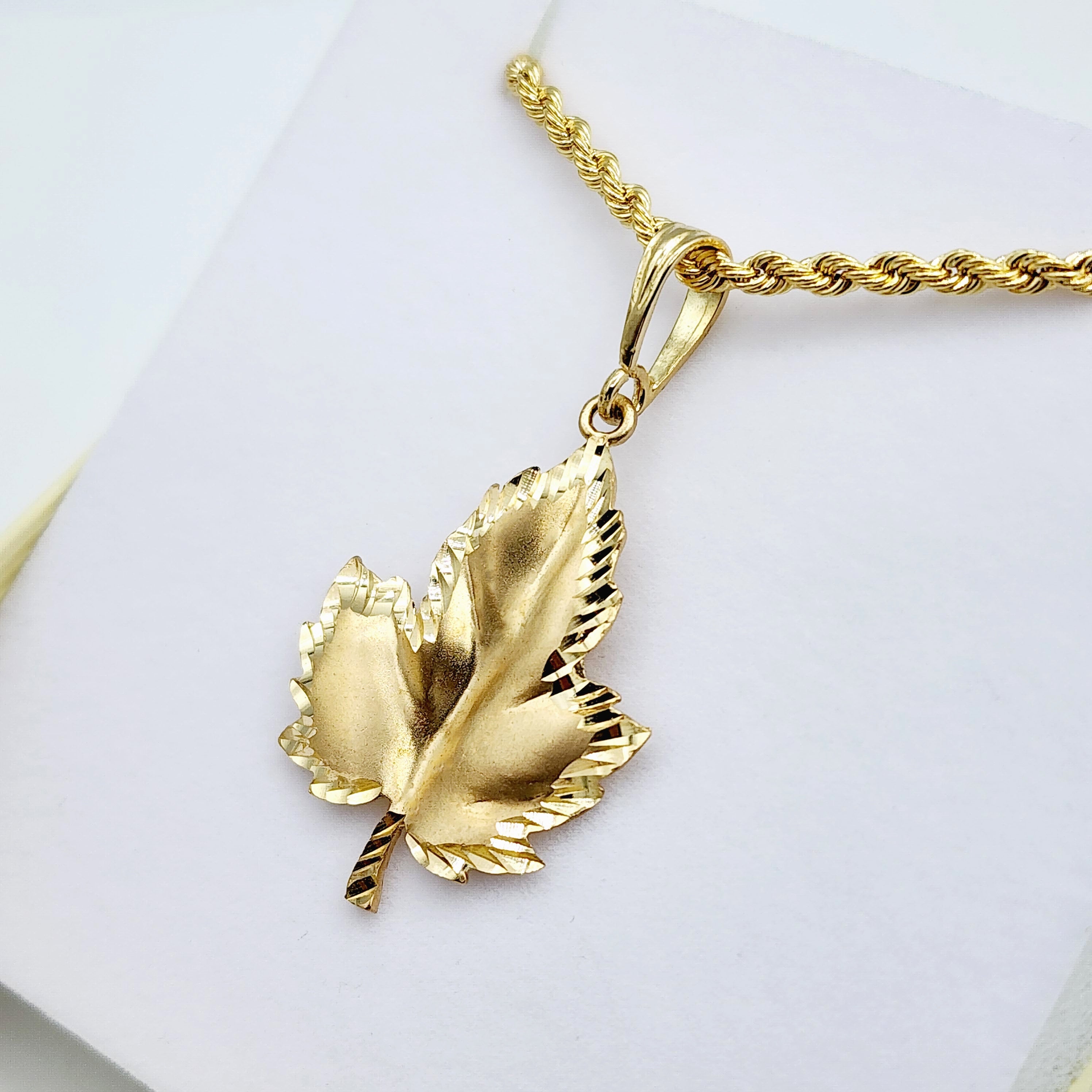 Gold Maple Leaf Pendant Necklace For Men and Women, 10K Yellow Gold Big Maple Leaf Canada Pendant, Unisex Jewelry, Gift For Her or Him