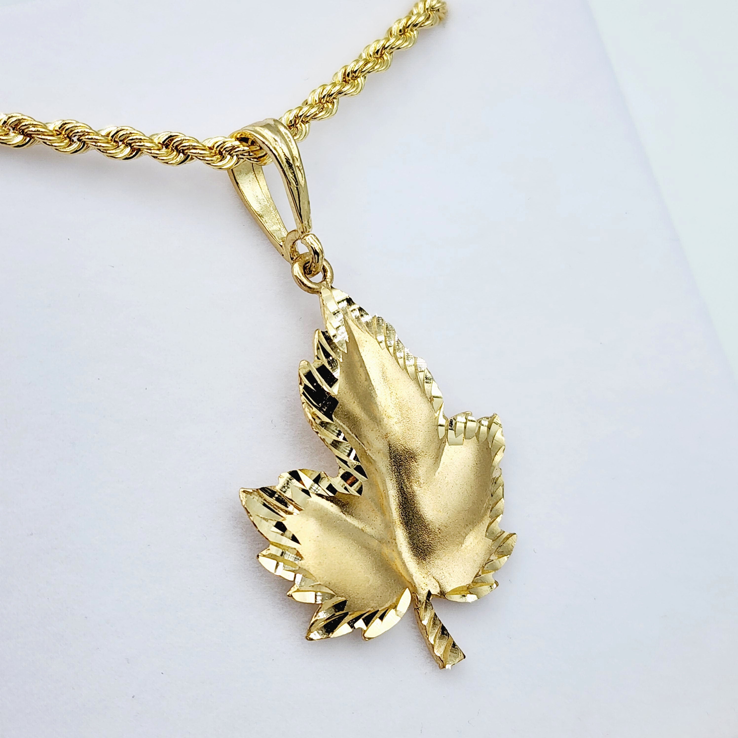 Gold Maple Leaf Pendant Necklace For Men and Women, 10K Yellow Gold Big Maple Leaf Canada Pendant, Unisex Jewelry, Gift For Her or Him