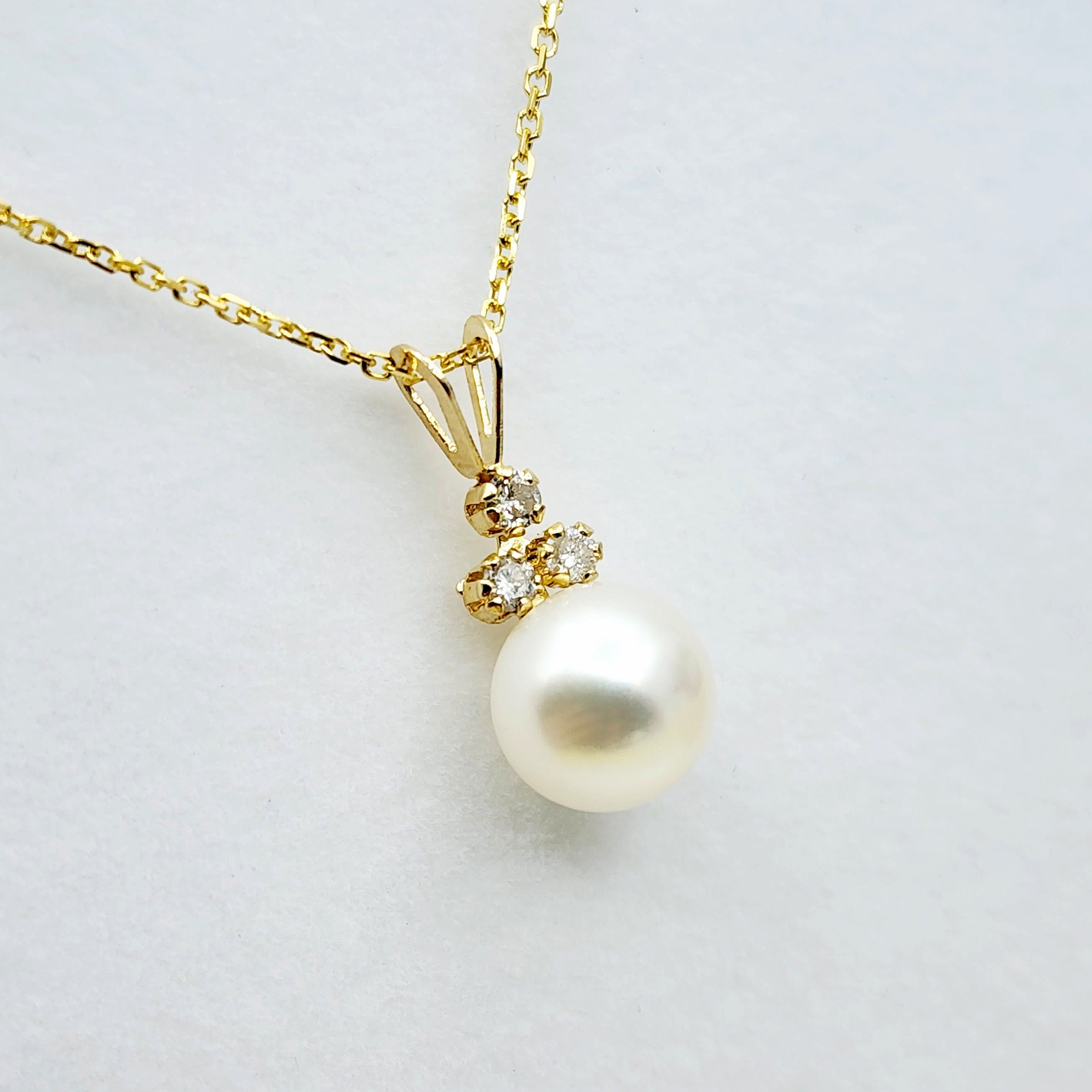 14k Gold Pearl Diamonds Pendant Necklace, 14K Yellow Gold Natural Freshwater Pearl with 3 Diamonds Pendant, Bridesmaid Gifts, Bridal Jewelry
