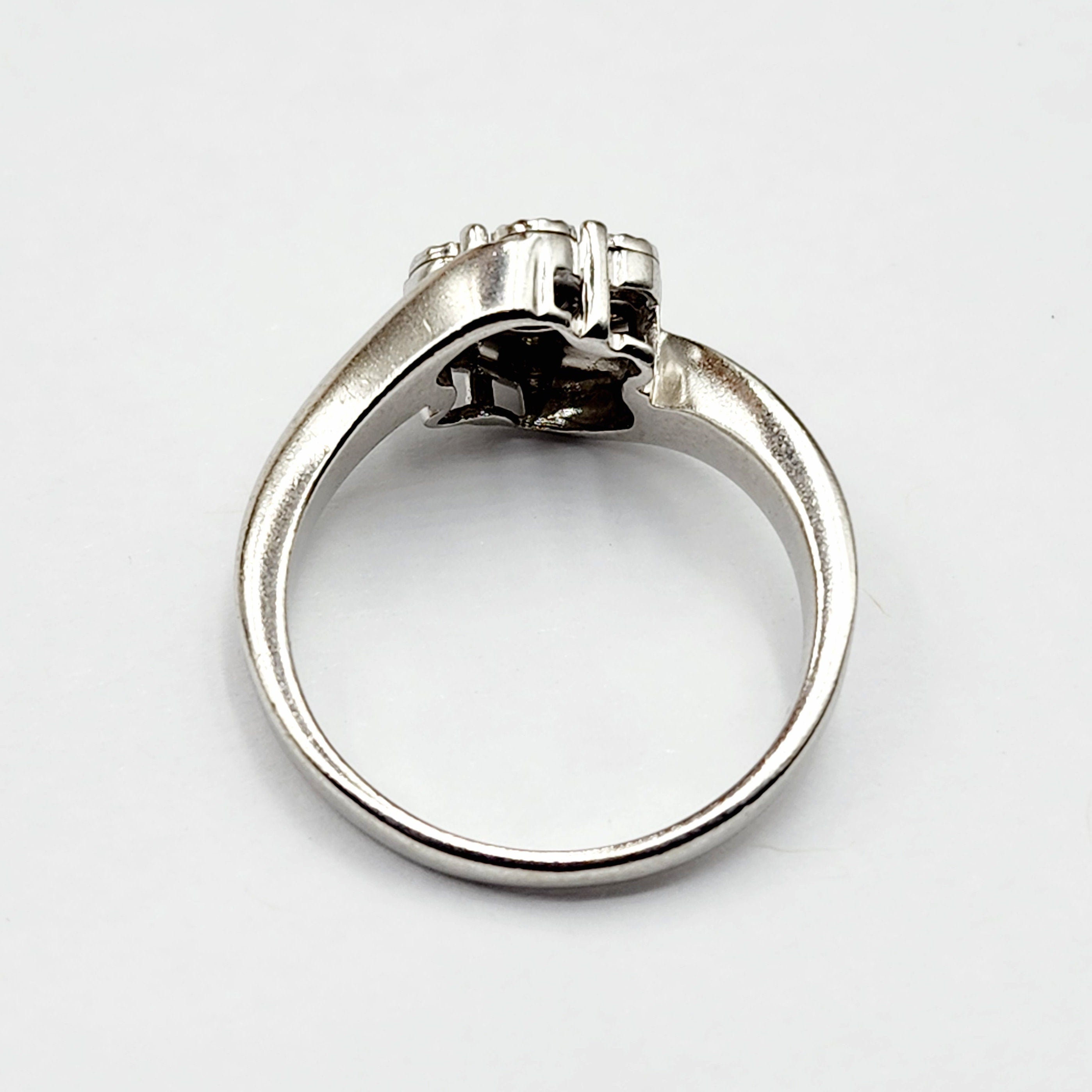 Sterling Silver With 7 Diamond Ring, Engagement Ring for Women, Gift for Birthday, Promise Ring, April Birthstone, Anniversary Gift