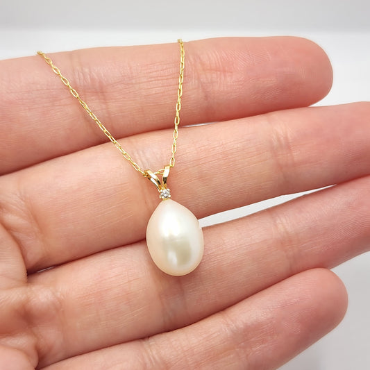 Gold Pearl Pendant Necklace, 14K Gold Fresh Water Pearl and Diamond Pendant, June Birthstone, Necklace for Wedding, Pendant For Her