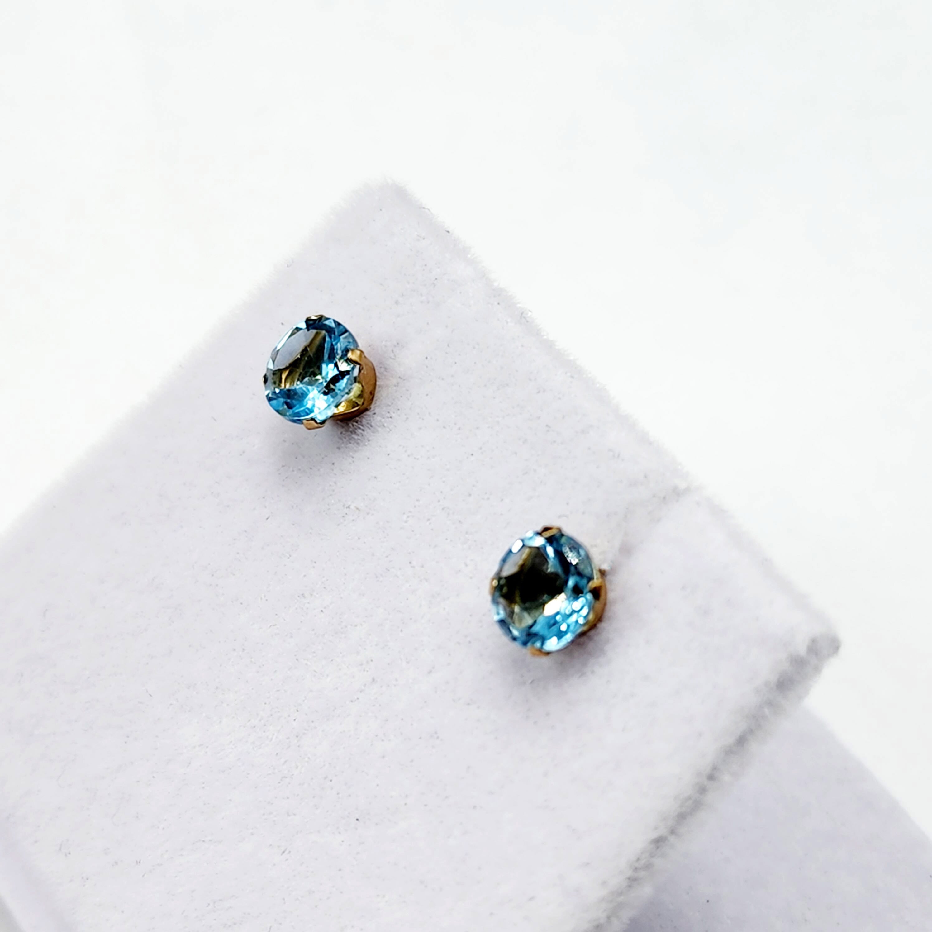 Gold Blue Topaz Stud Earrings, Solid Gold Blue Topaz 5x5mm Earrings For Women, December Birthstone, Birthday Gift, Blue Gemstone