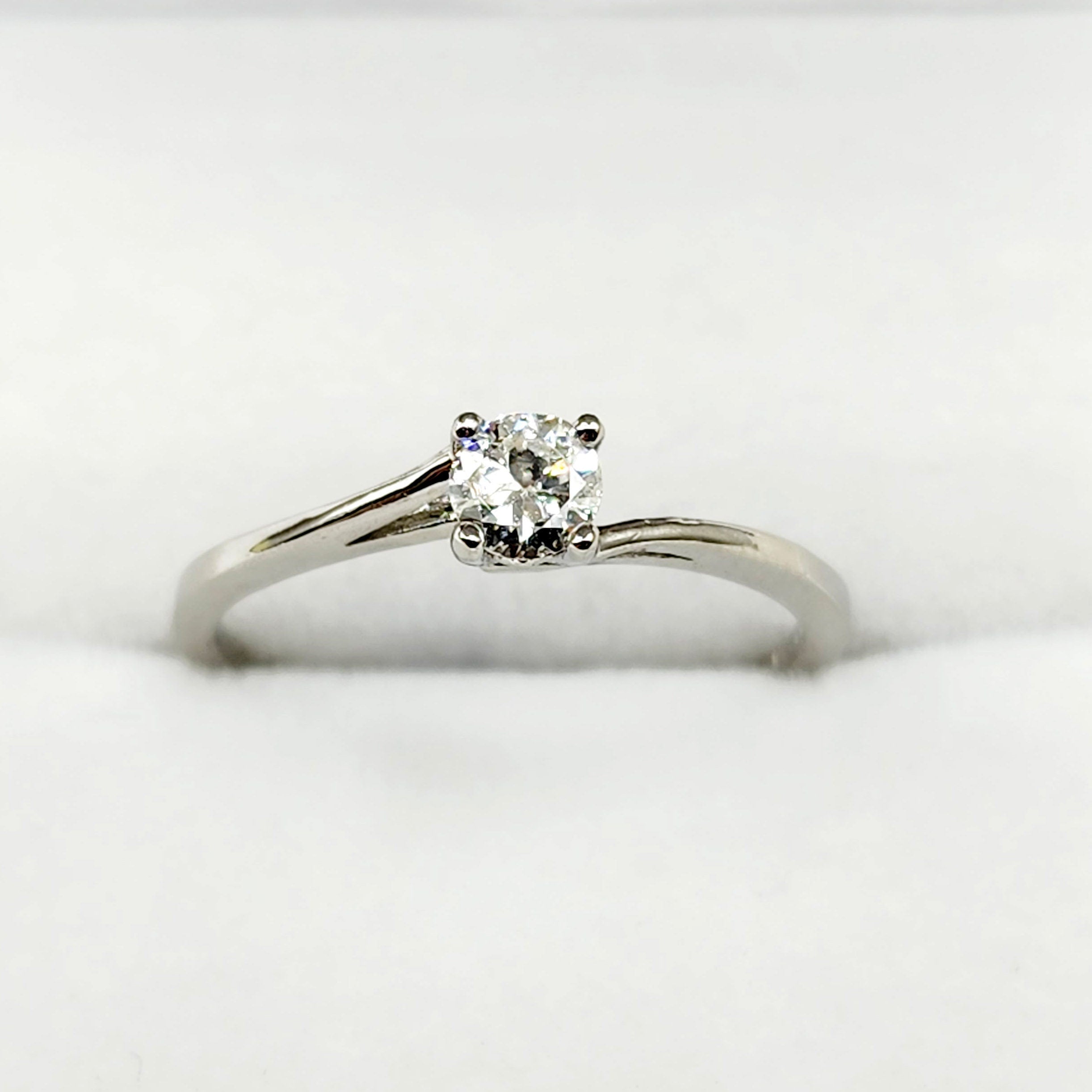 Handmade Platinum Natural Diamond Ring (0.22ct) 4mm– Wedding, Birthstone, Promise Ring, Perfect Ring with Luxury Diamond Ring