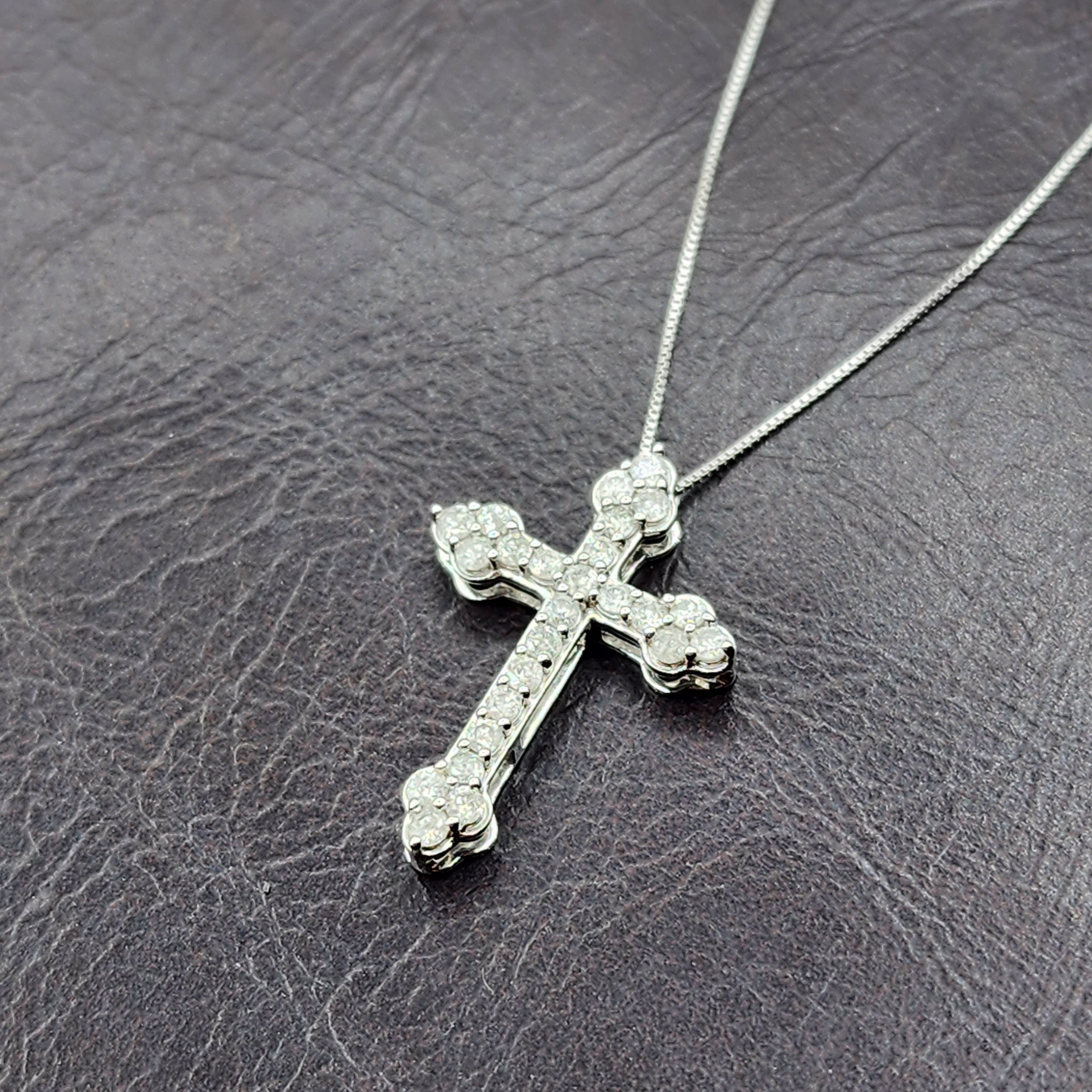 10K Gold Diamond Cross Pendant Necklace, April Birthstone, Religious Jewelry, Meaningful Gift, Sparkling Diamonds Cross , Unisex Jewelry