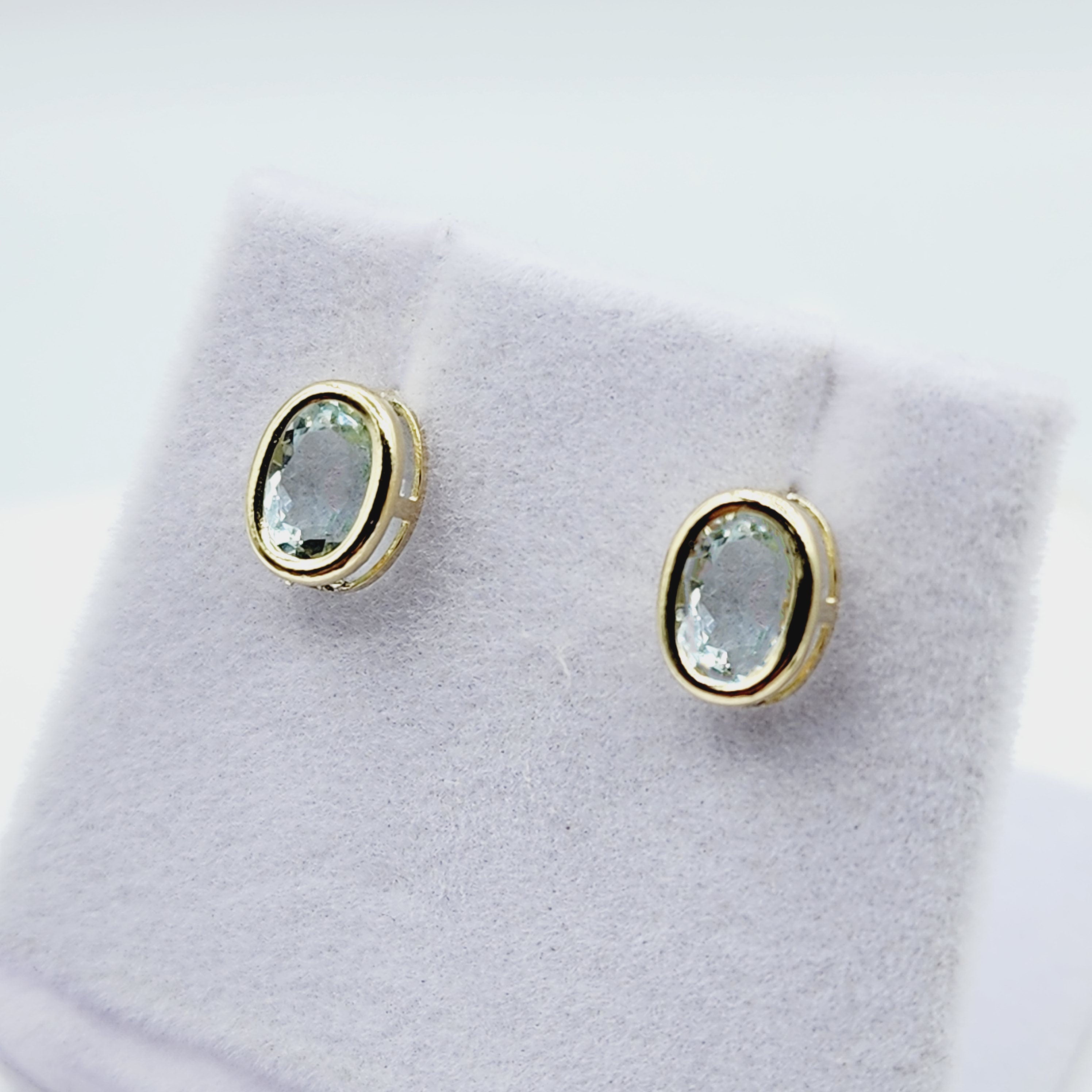 Gold Aquamarine Bezel Stud Earrings, 14K Yellow Gold Aquamarine 8x6mm Stud Earrings, March birthstone, Anniversary Gift, Birthday Gift