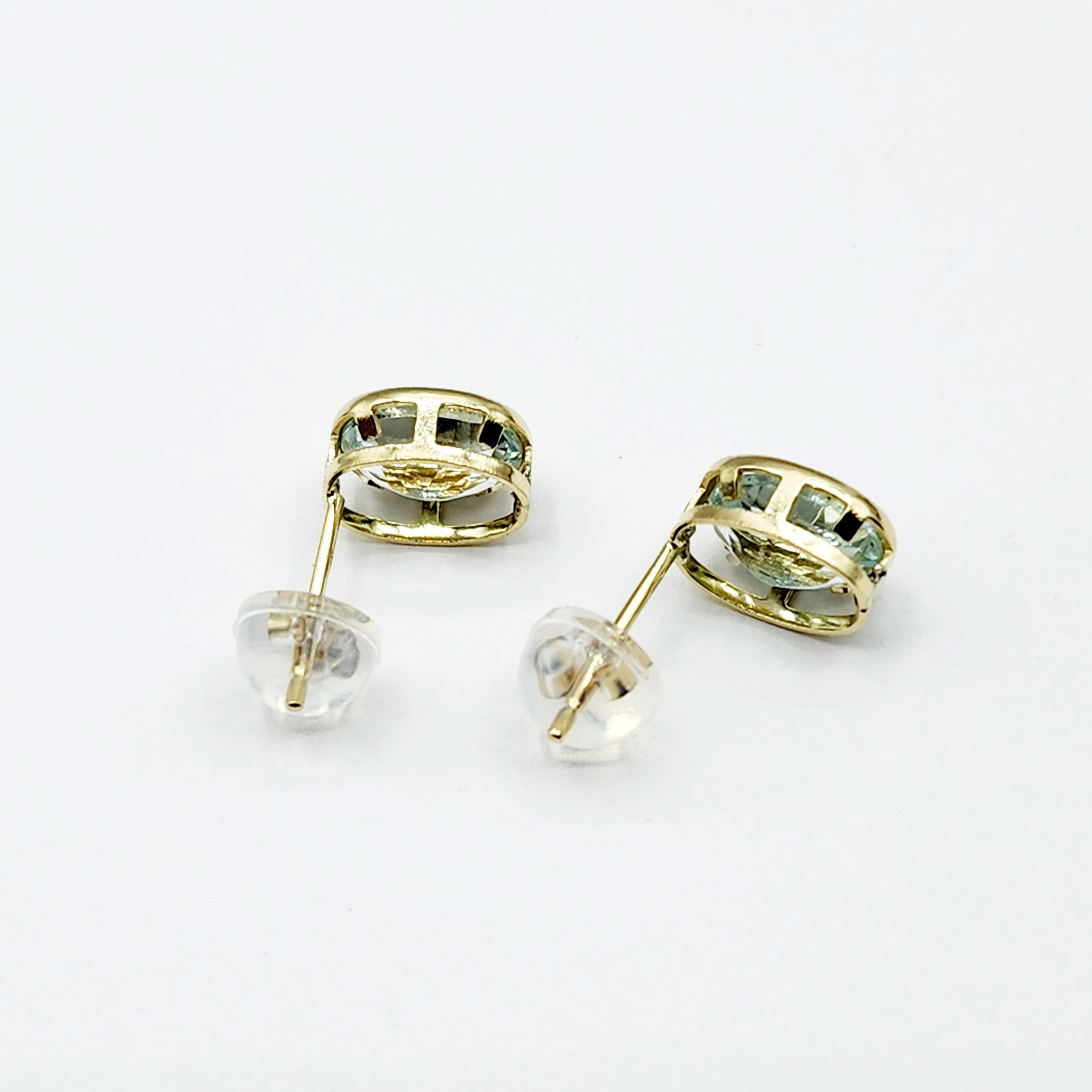 Gold Aquamarine Bezel Stud Earrings, 14K Yellow Gold Aquamarine 8x6mm Stud Earrings, March birthstone, Anniversary Gift, Birthday Gift