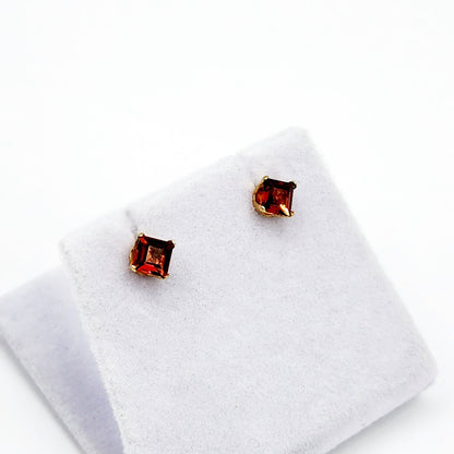 14K Gold Square Garnet Stud Earrings, January Birthstone 4x4mm