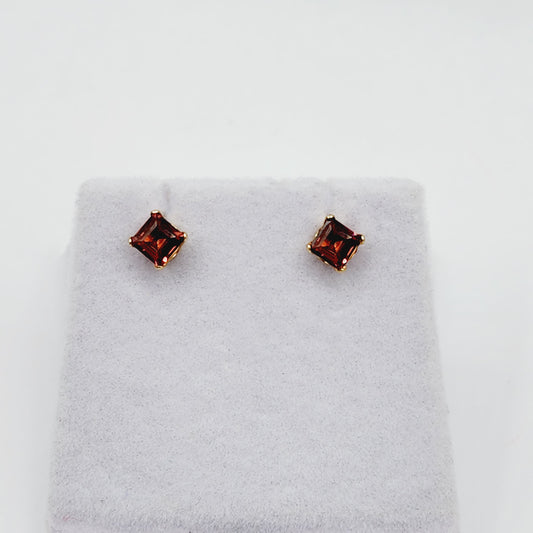 14K Solid Gold Genuine Square Garnet Earrings, January Birthstone, Gift for Her, 14K Gold Garnet Jewelry, 4x4mm January Birthstone Studs