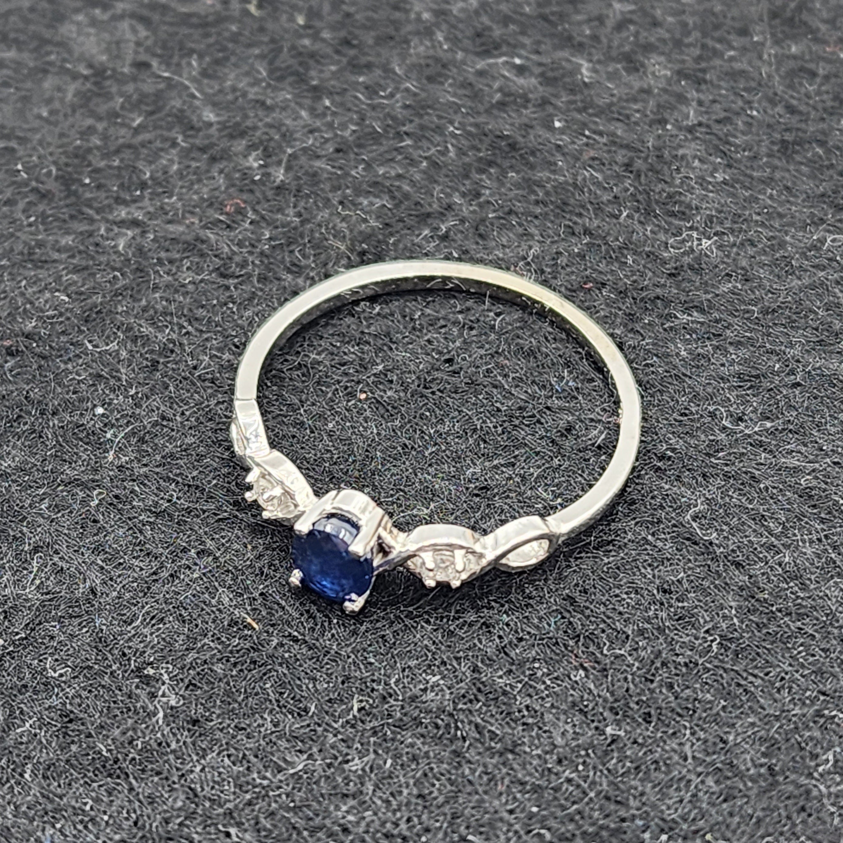 Gold Blue Sapphire Ring , 10K Gold Natural Blue Sapphire (0.42ct) With Diamond (0.02ct) Ring