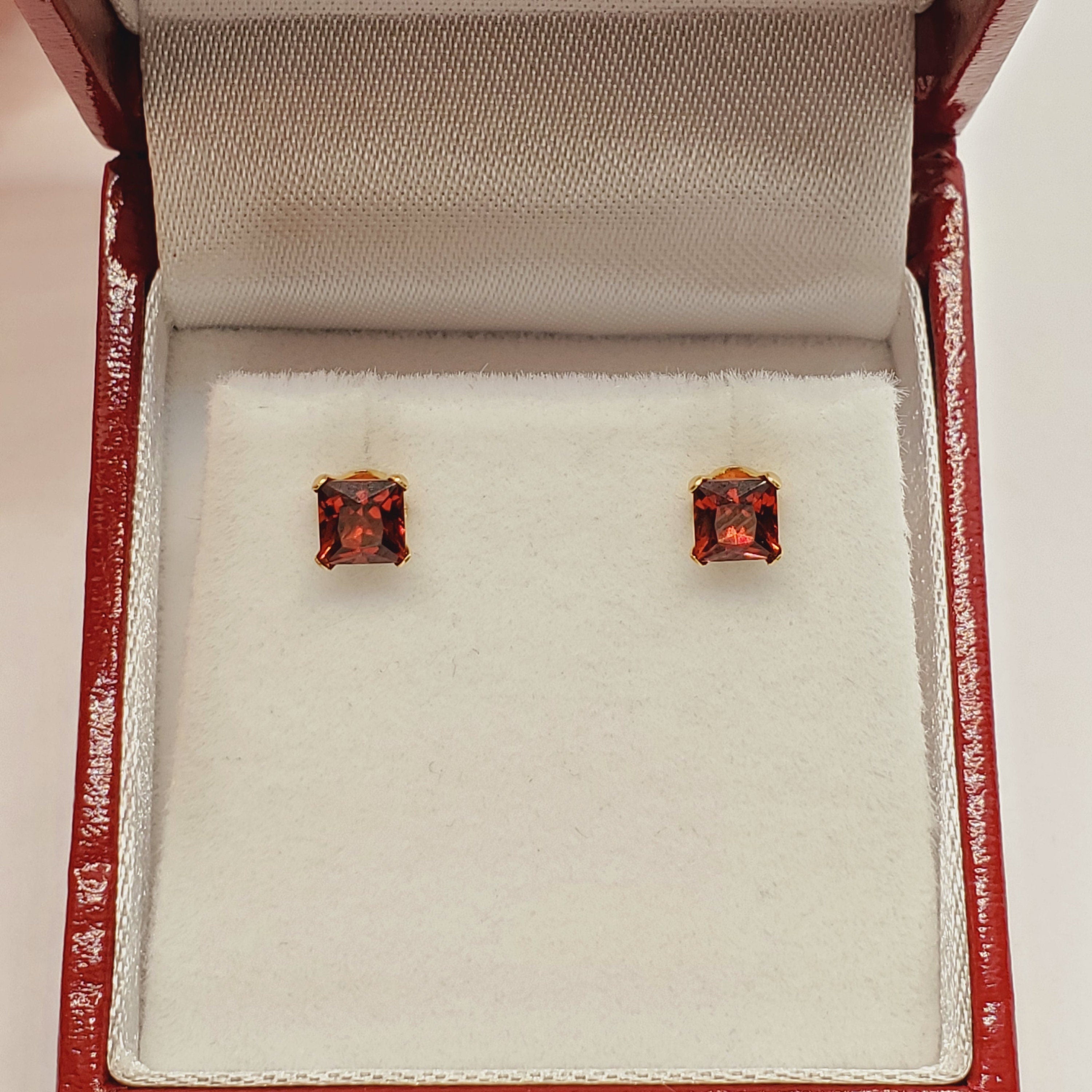 14K Solid Gold Genuine Square Garnet Earrings, January Birthstone, Gift for Her, 14K Gold Garnet Jewelry, 4x4mm January Birthstone Studs