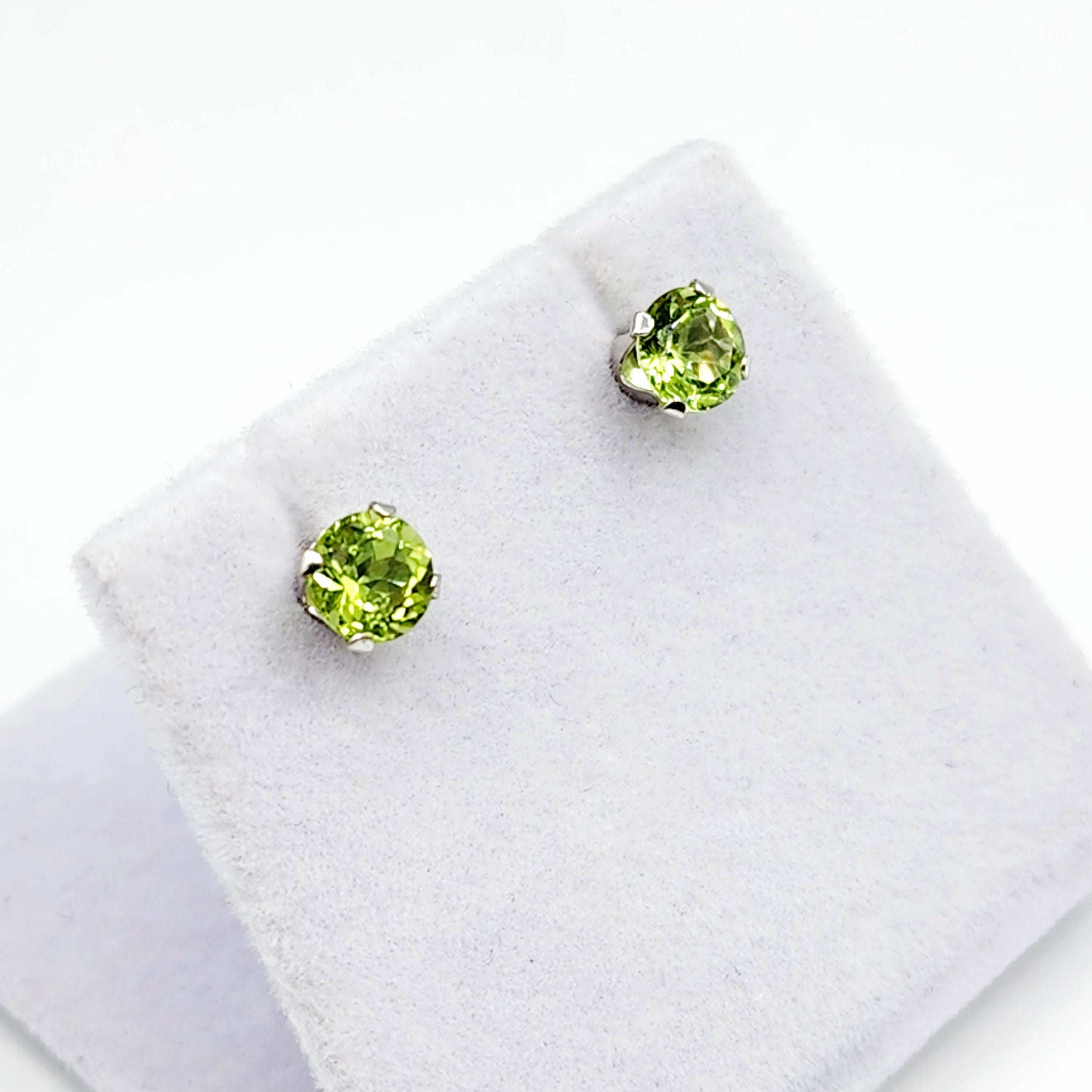 10K White Gold Genuine Peridot 5x5mm Stud Earrings