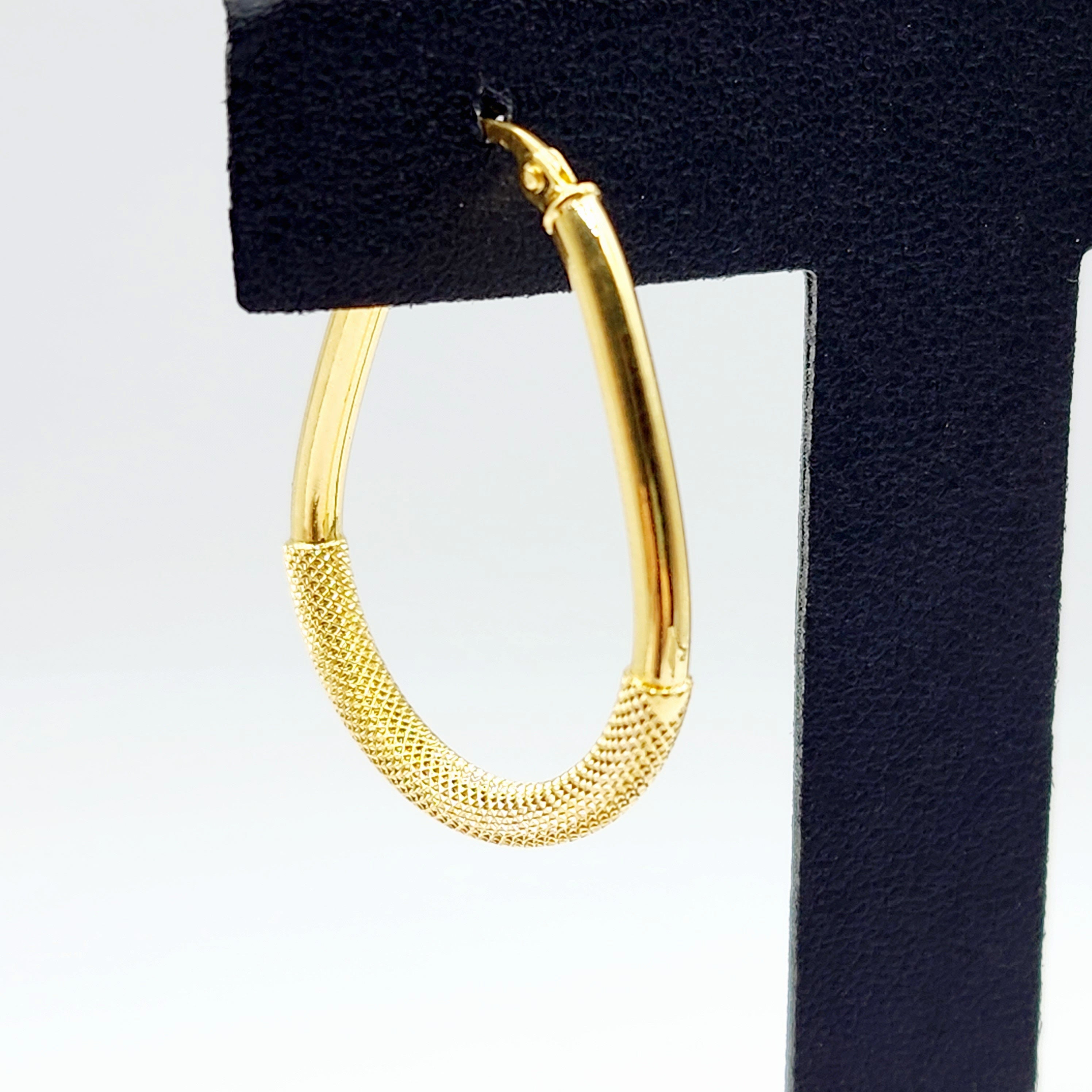 Gold Hoop Women’s Earrings, 10K Yellow Gold Circle Earrings , Hoop Earrings With Mesh Pattern Centre
