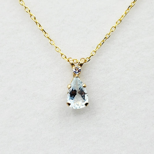 10K Yellow Gold Genuine Aquamarine Pendant