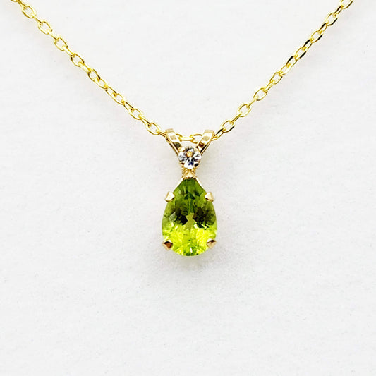 10K Yellow Gold Peridot 8x5mm with White Topaz Pendant Necklace, Gold Pendant For Her, Peridot Jewelry, August Birthstone