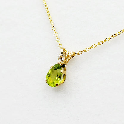 10K Yellow Gold Peridot 8x5mm with White Topaz Pendant Necklace, Gold Pendant For Her, Peridot Jewelry, August Birthstone