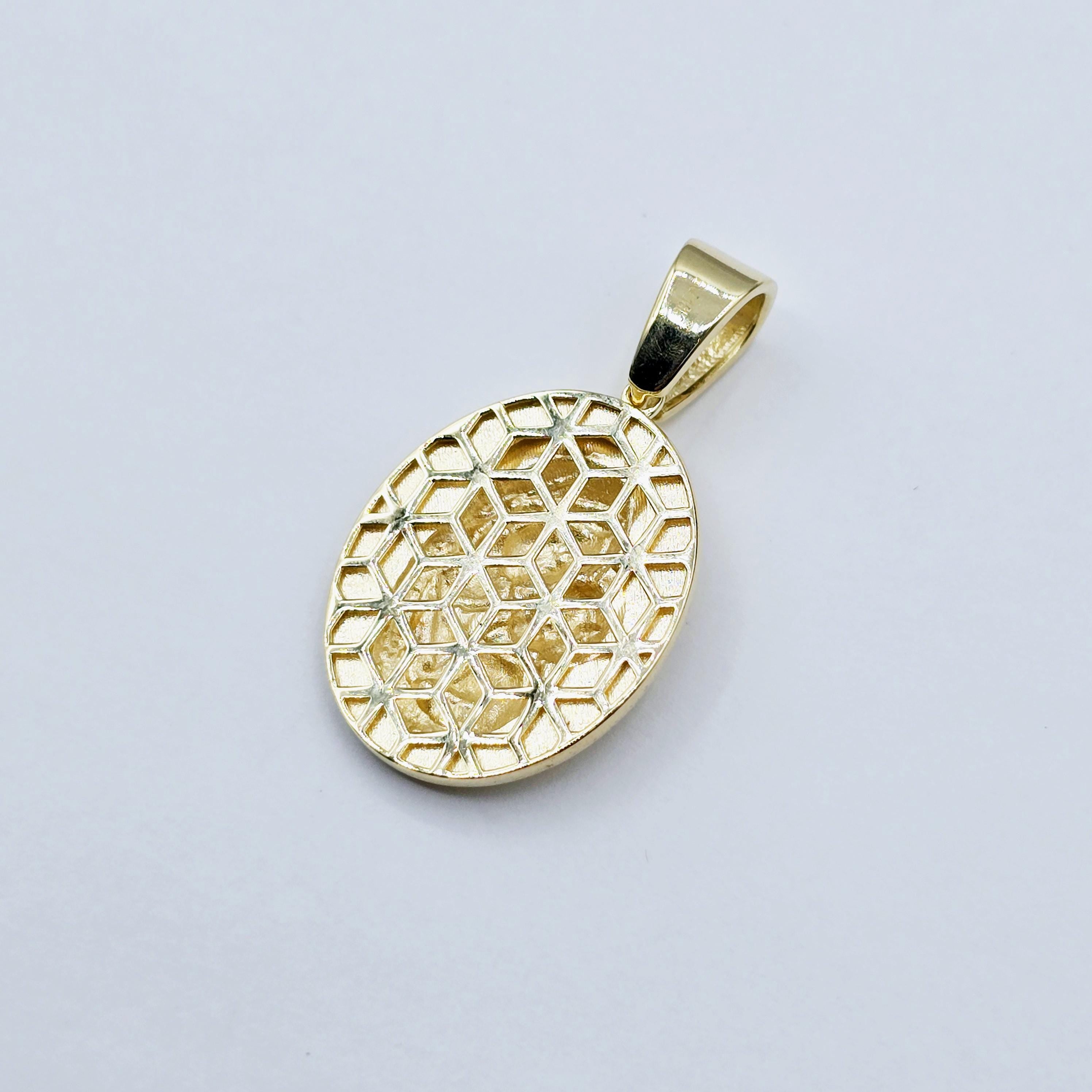 Textured Virgin Mary and Baby Jesus Medallion Pendant, 10K Yellow Gold Pendant, Christmas Religious Gifts, Mother Mary and Jesus Pendant