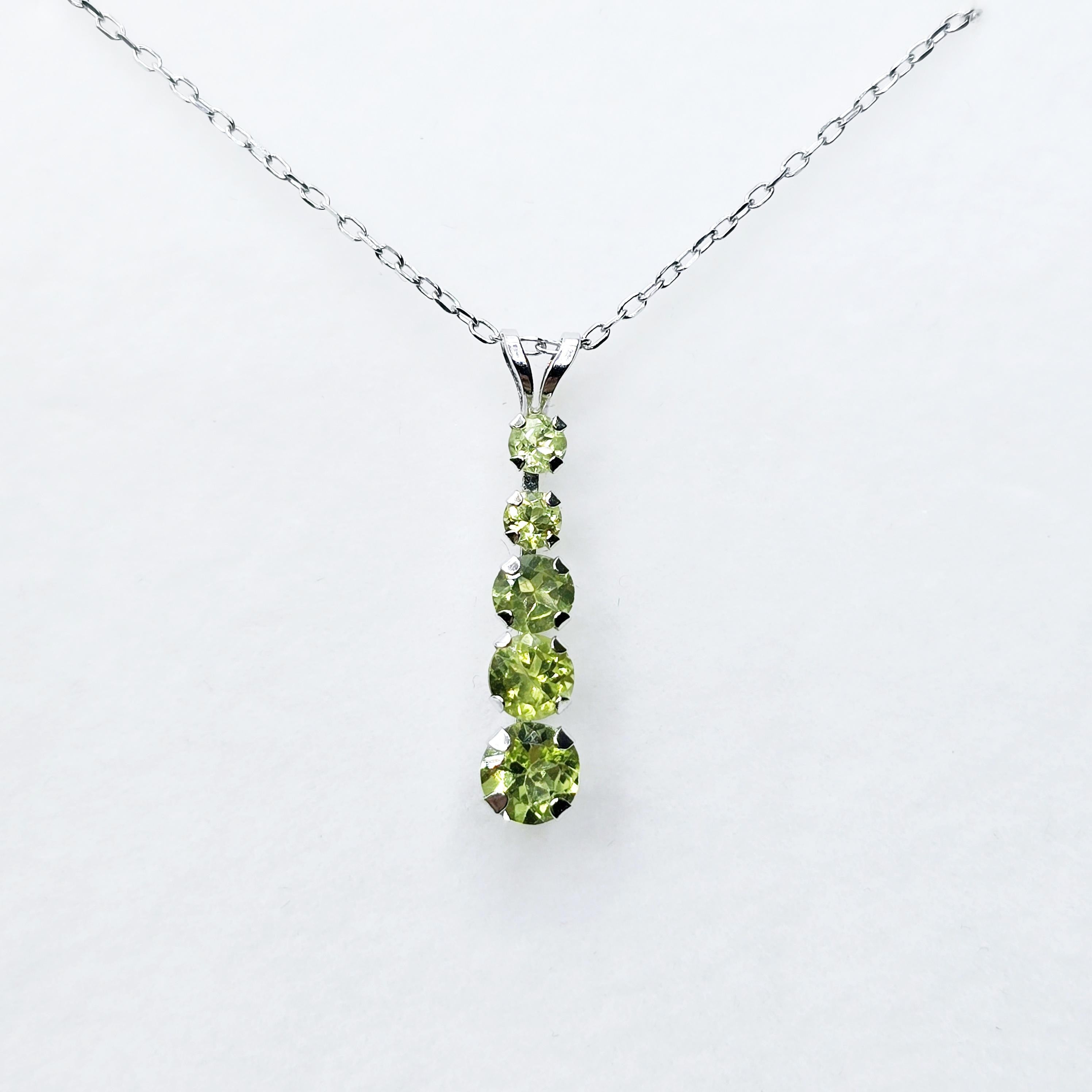 14K White Gold Peridot Pendant, Luxury Pendant, Gift for Her, Genuine Gemstone Necklace, Peridot Necklace for Women, Peridot Birthstone