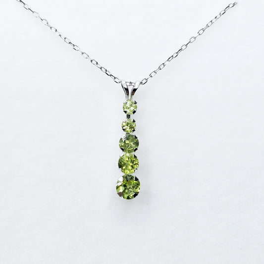 14K White Gold Peridot Pendant, Luxury Pendant, Gift for Her, Genuine Gemstone Necklace, Peridot Necklace for Women, Peridot Birthstone