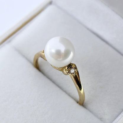 Gold Pearl Ring , 10K Yellow Gold Pearl 8mm and Diamond Ring, June Birthstone, Birthstone Ring, Classic Pearl Ring, Pearl Ring for Women