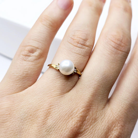 Gold Pearl Ring , 10K Yellow Gold Pearl 8mm and Diamond Ring, June Birthstone, Birthstone Ring, Classic Pearl Ring, Pearl Ring for Women
