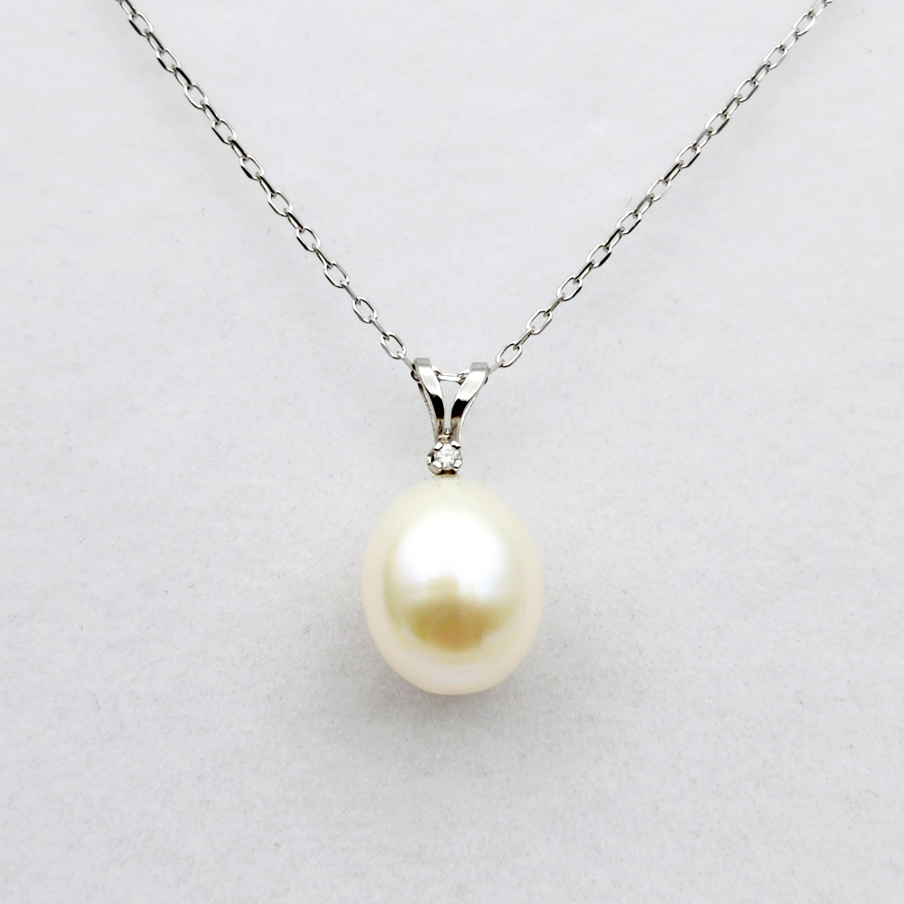 Gold Pearl Pendant Necklace, 14K Gold Fresh Water Pearl and Diamond Pendant, June Birthstone, Necklace for Wedding, Pendant For Her