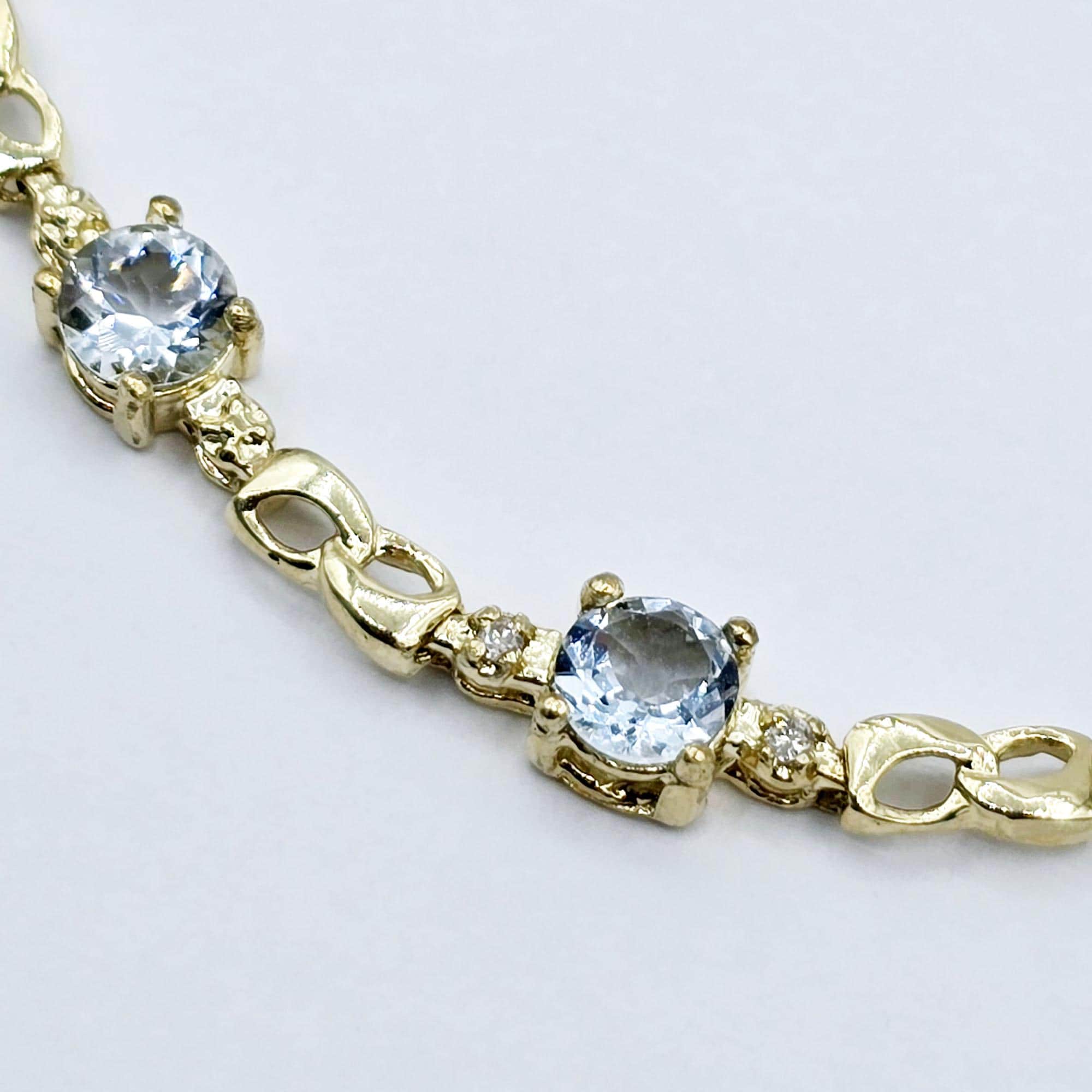 Elegant Solid Gold Bracelet with Genuine Gemstones, Gold jewelry Bracelet, Luxury Gemstone Bracelet, Bracelet for Women