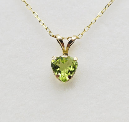 10K Gold Heart Peridot Pendant Necklace: August Birthstone