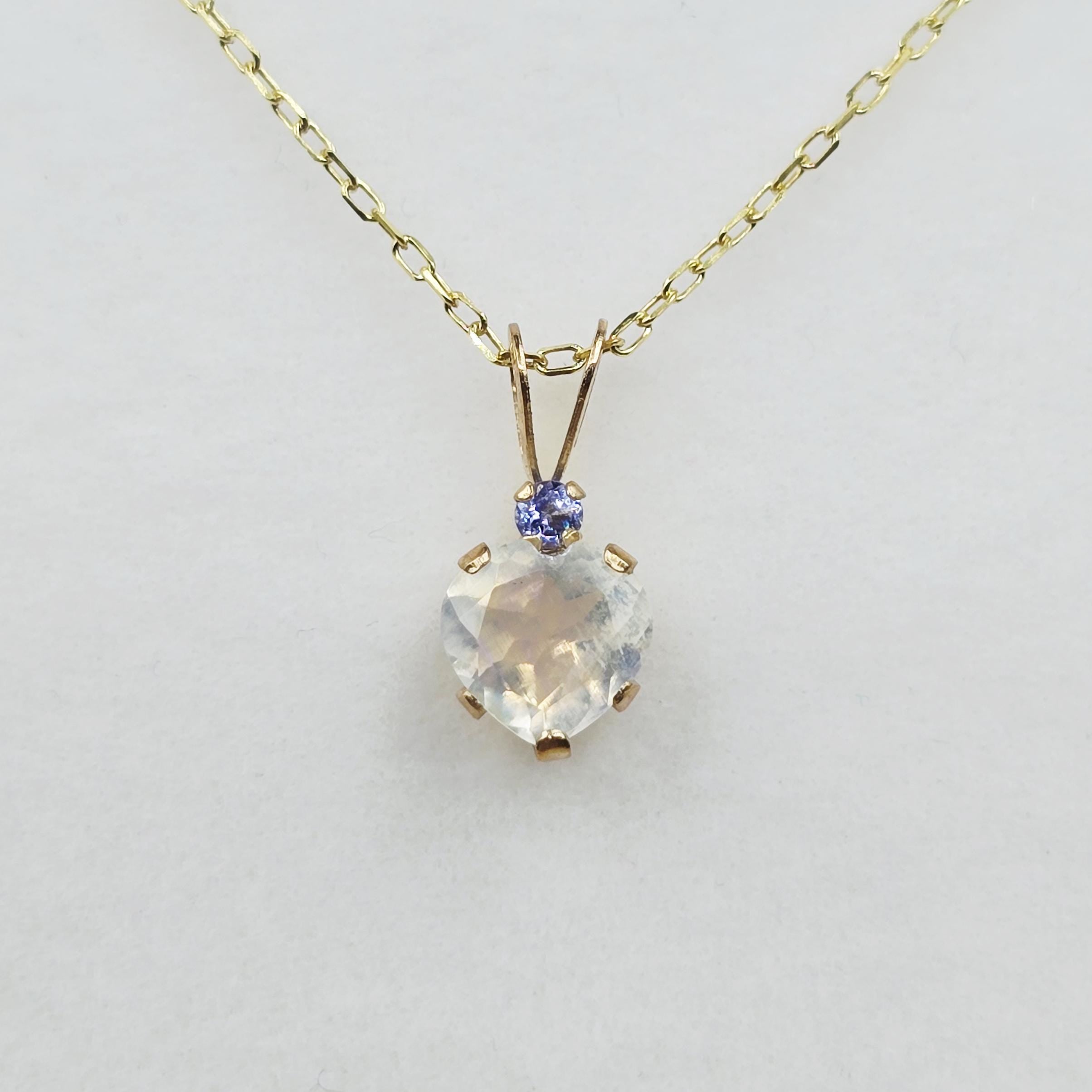 10K Yellow Gold Moonstone 6x6mm Heart Pendant Necklace: Tanzanite Accent