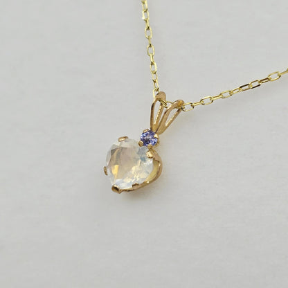 10K Yellow Gold Moonstone 6x6mm Heart Pendant Necklace: Tanzanite Accent