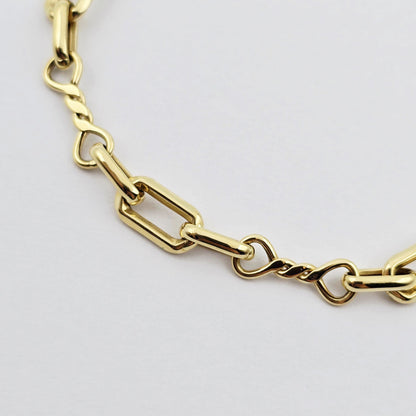 18K Yellow Gold Rectangular Link Bracelet: Lightweight Fine Jewelry