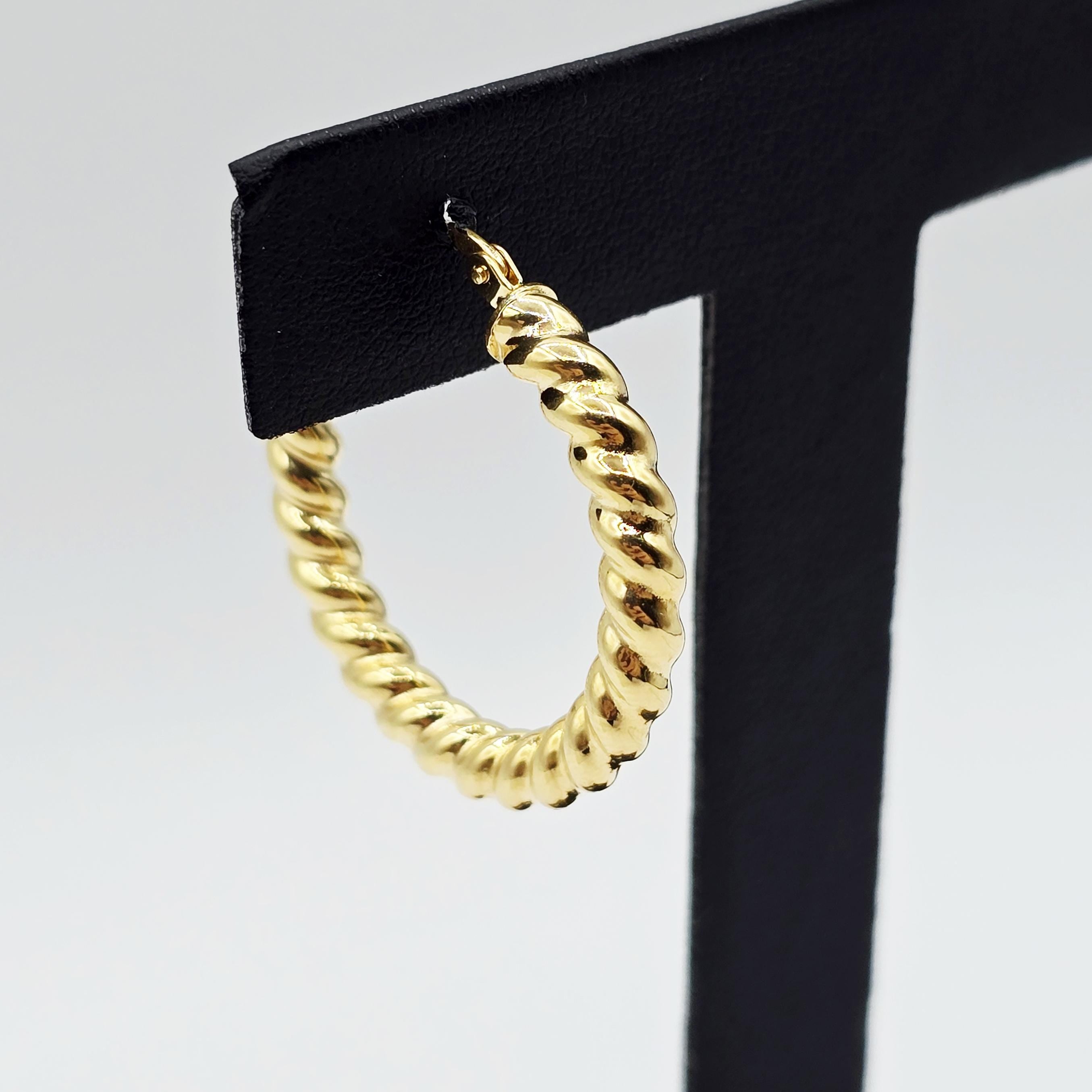 10K Yellow Gold Twisted Rope Hoop Earrings - 28mm