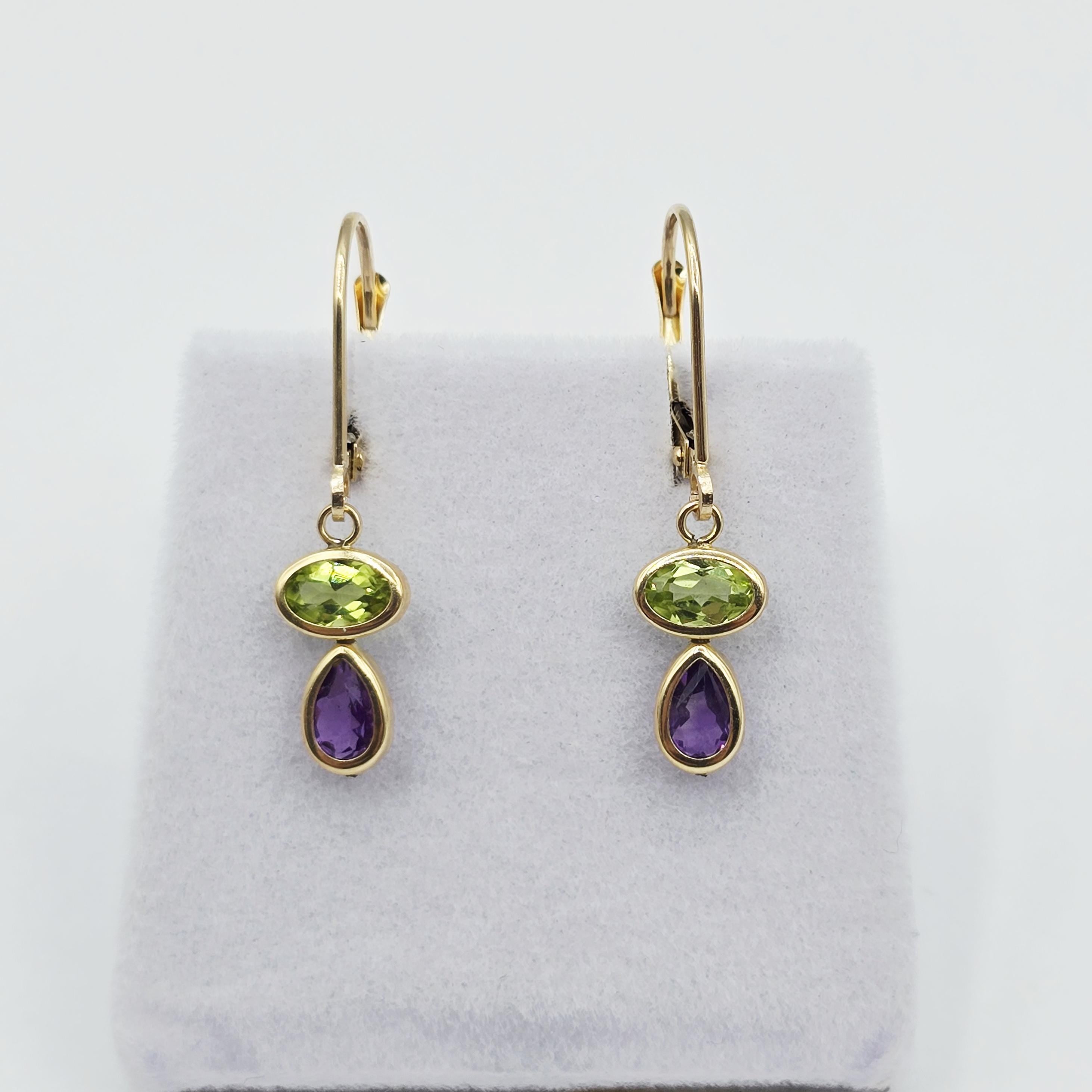 14K Yellow Gold Peridot Amethyst Drop Earrings, Lever Back