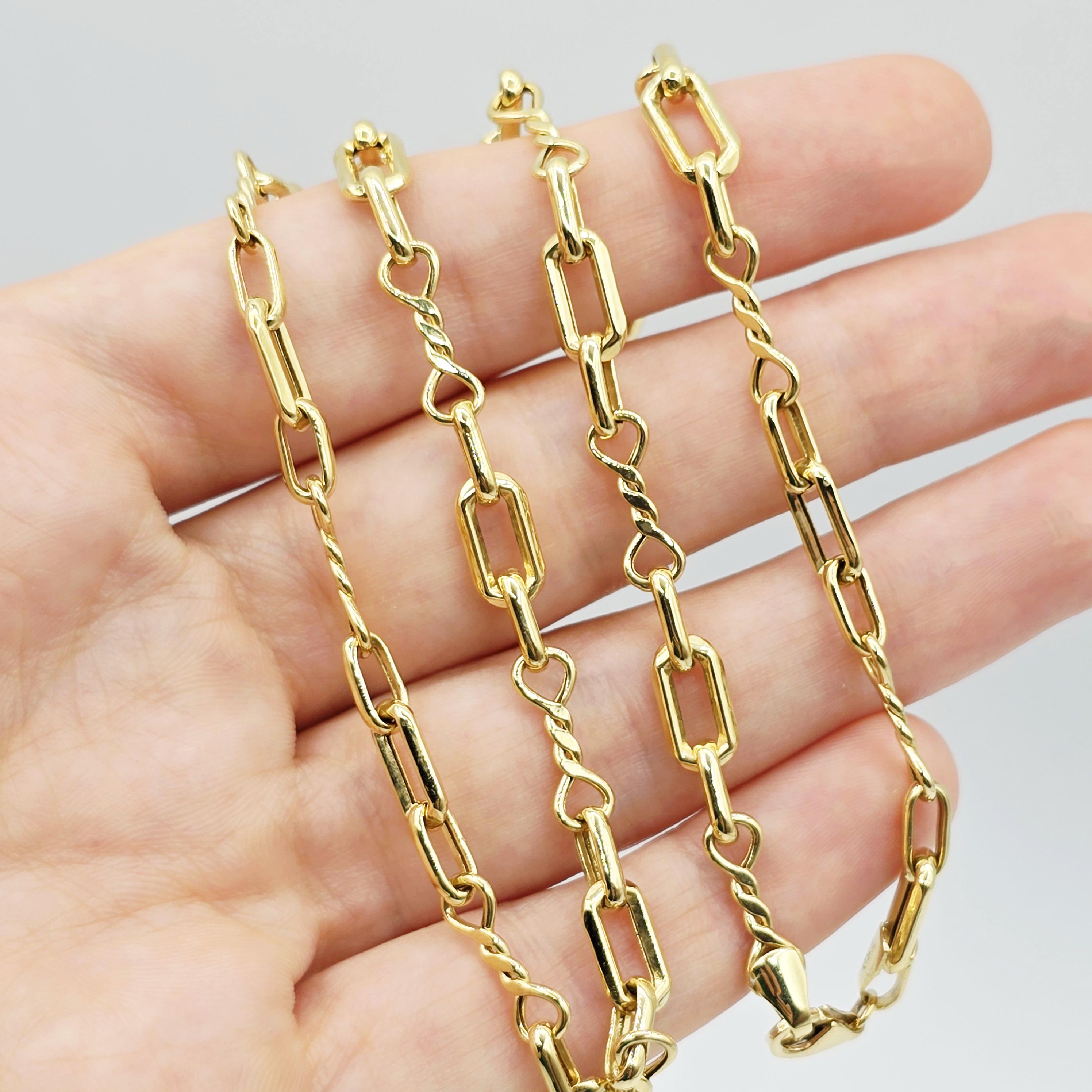 18K Gold Rectangular Link Necklace: Modern Fine Jewelry Gift