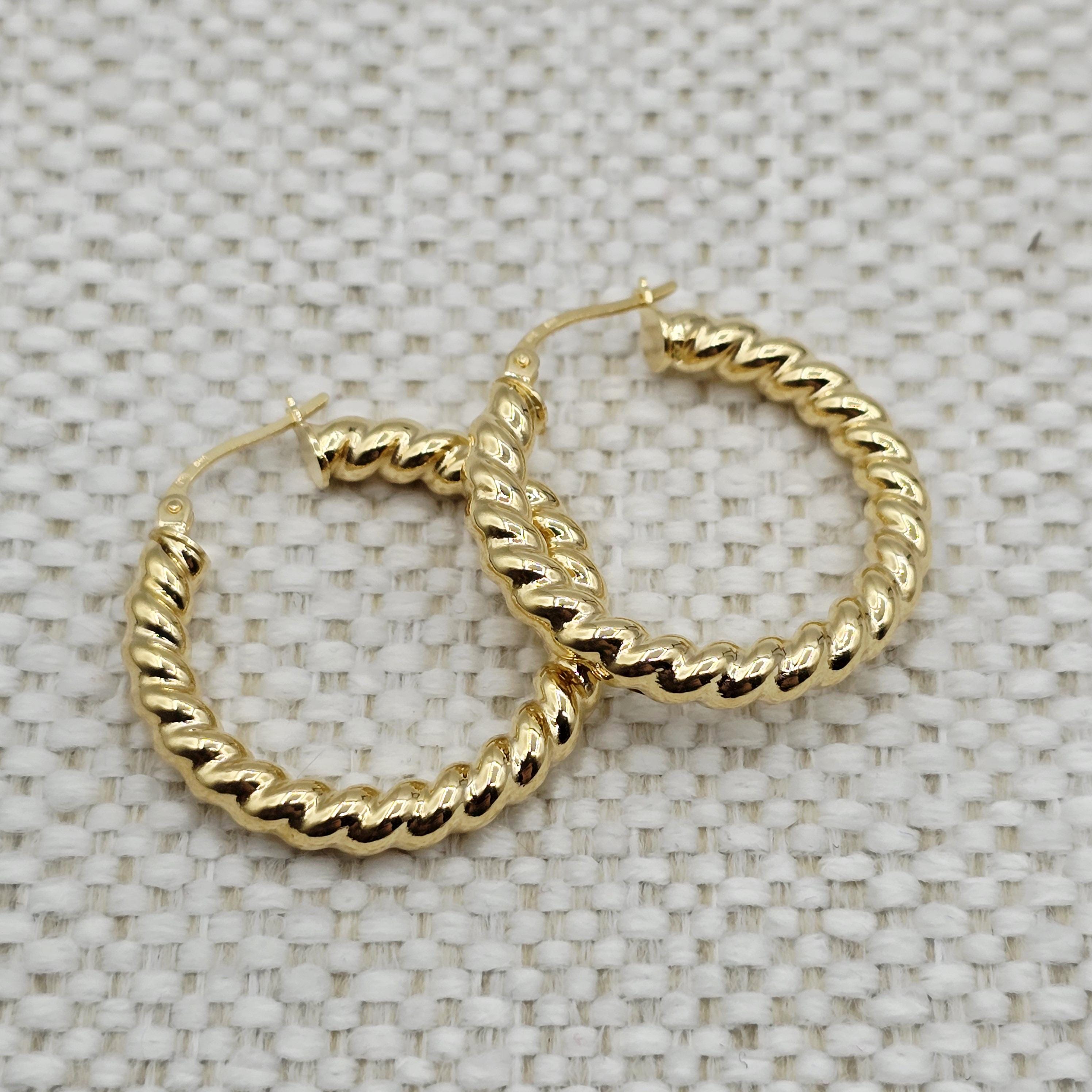 10K Yellow Gold Twisted Rope Hoop Earrings - 28mm