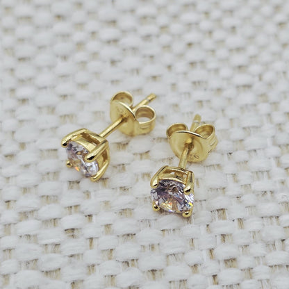 Sterling Silver 5mm Round CZ Stud Earrings Æ’?? Classic Sparkle Everyday Earrings