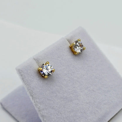 Sterling Silver 5mm Round CZ Stud Earrings Æ’?? Classic Sparkle Everyday Earrings
