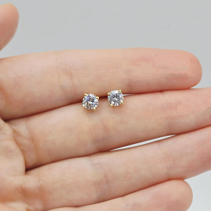 Sterling Silver 5mm Round CZ Stud Earrings Æ’?? Classic Sparkle Everyday Earrings
